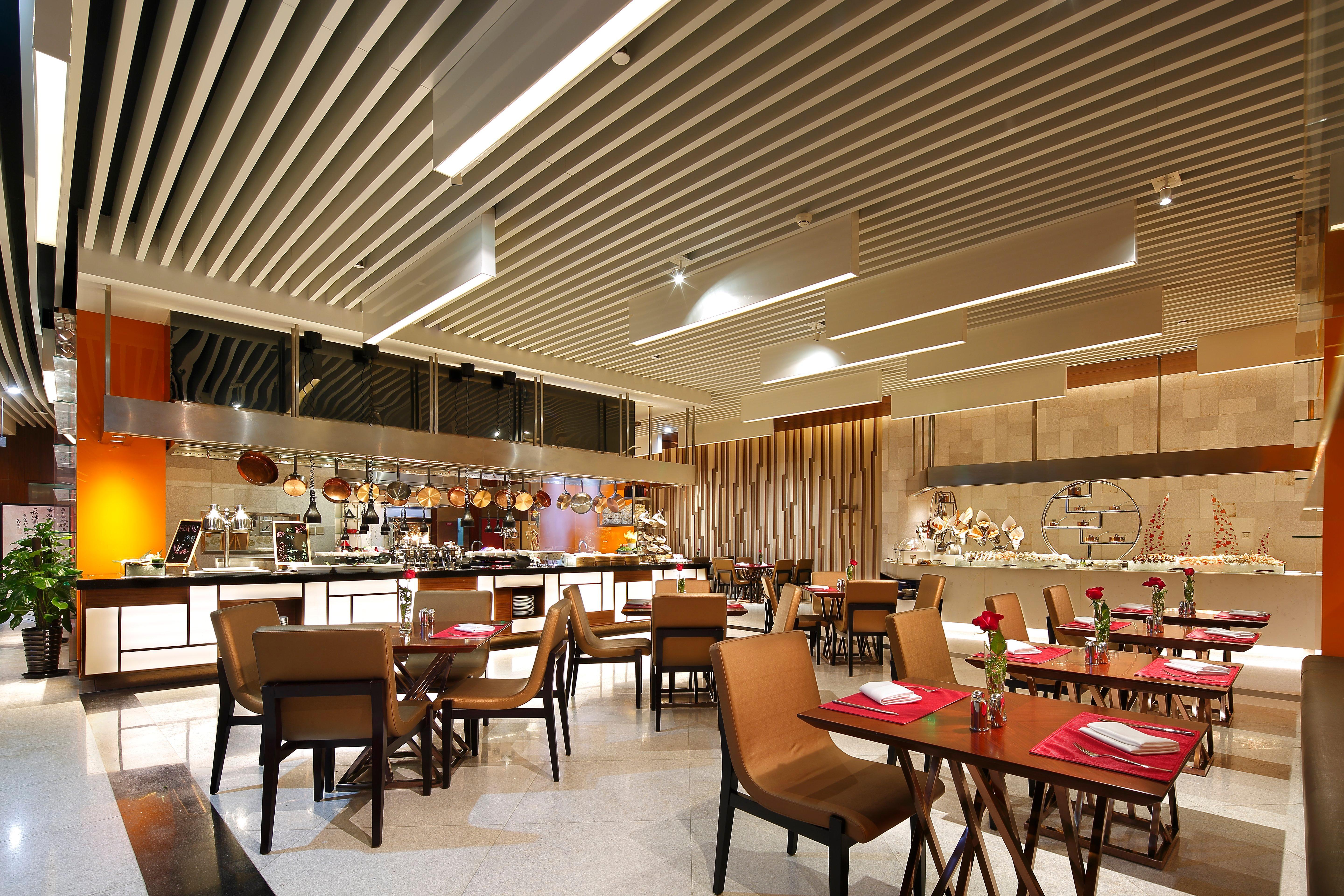 Crowne Plaza Yangzhou By Ihg Hotel Exterior photo