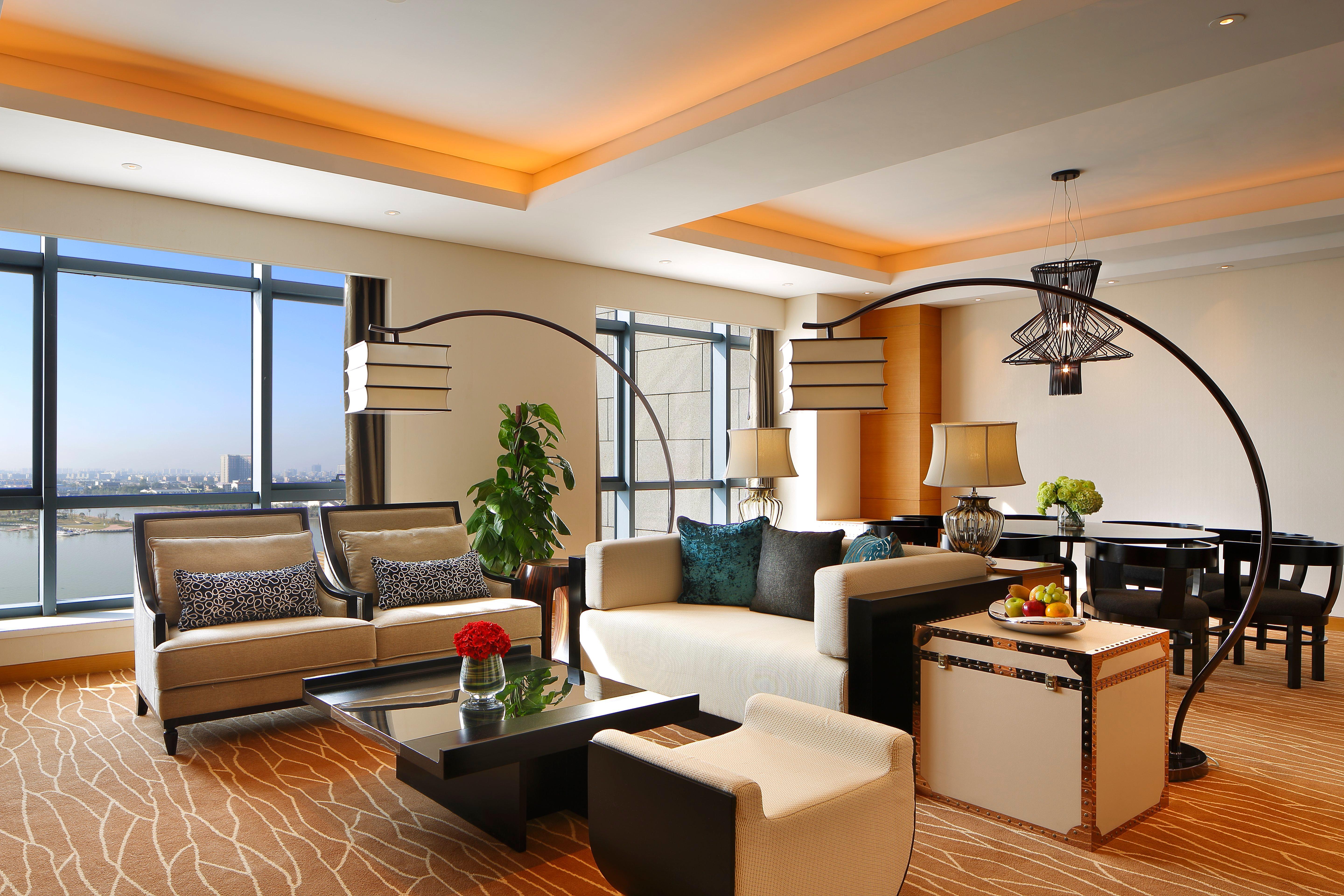 Crowne Plaza Yangzhou By Ihg Hotel Exterior photo